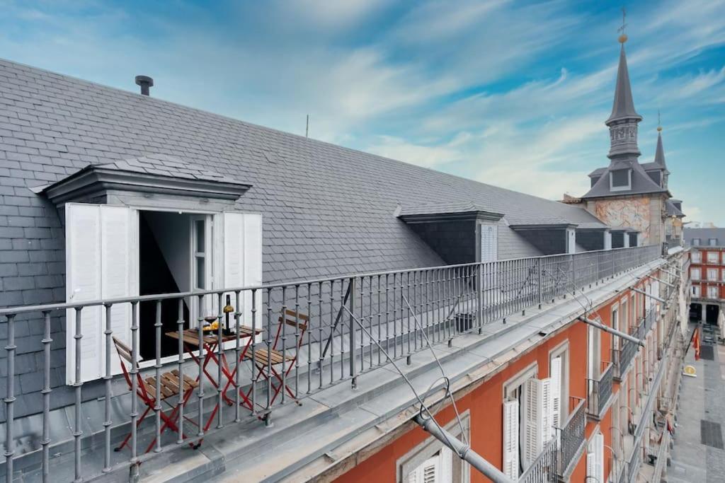 Yoomi Homes Plaza Mayor Madrid Exterior foto