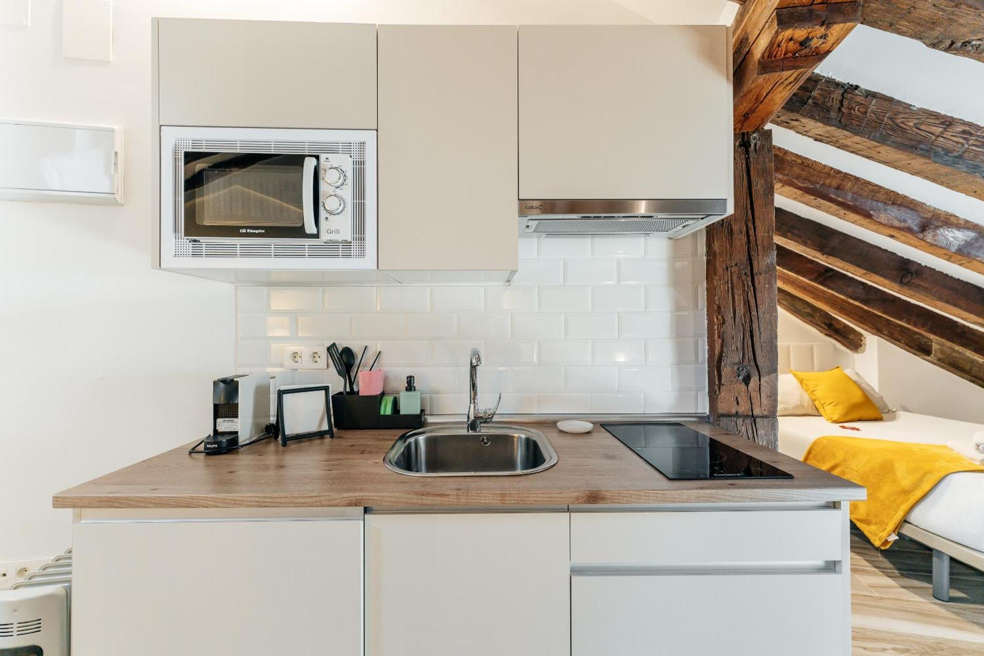 Yoomi Homes Plaza Mayor Madrid Exterior foto